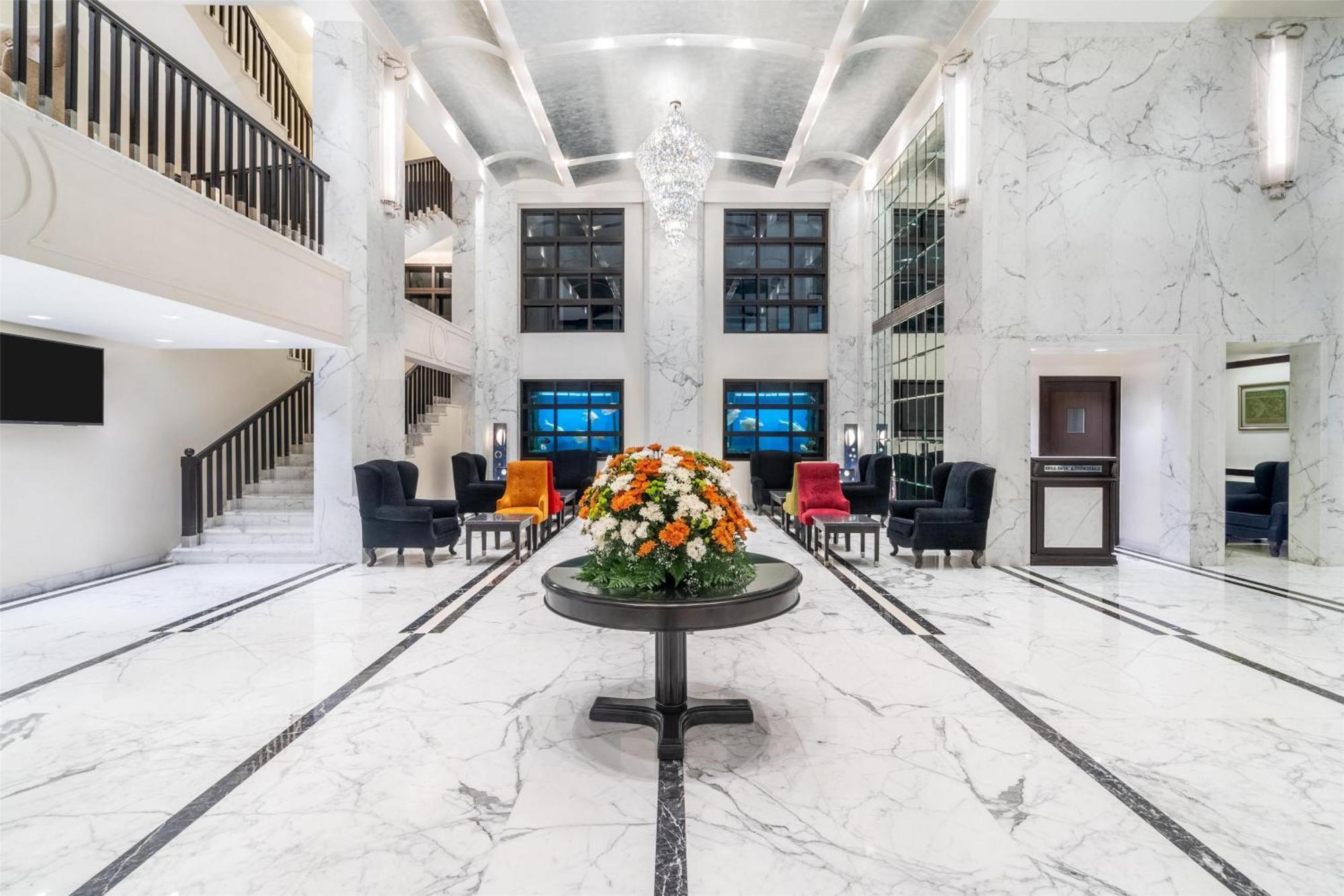 St Mark'S Hotel Bengaluru, A Member Of Radisson Individuals 4*