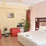 Solitaire Suites