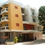 Hotel Arama Suites