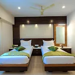 Vanusa Residency
