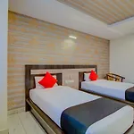 Capital O 15950 J K Residency