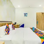 Comet Hotel