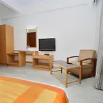 Oyo 5345 Hotel Sai Rennaissance