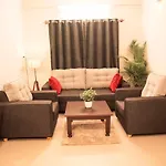 High Q Suites