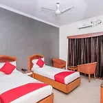 Hotel Chetan International