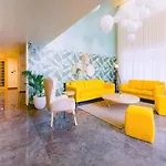 Bloom Hotel - Indiranagar