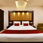 Hotel Bv Colours By Rivido, Begur Main Road