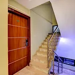 Fabhotel Srk Platinum Inn - Nr Forum Mall