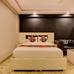 Fabhotel Srk Platinum Inn - Nr Forum Mall