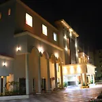Rk - Inn Premium Suites