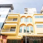 Oyo 3778 Hotel Pulkeshi