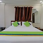 Treebo Trend Hotel Royal Star