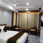 Hotel Abooz