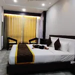 Hotel Abooz