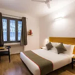 Oyo Townhouse 025 Garuda Mall Bangalore