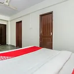 Oyo 22940 Sri Durga Residency