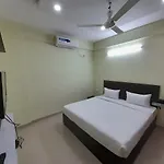 Redkey Inn Airport Bangalore