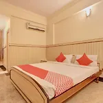Oyo 12985 Sabharwal Viceroy