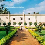 Oyo 12985 Sabharwal Viceroy
