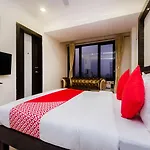 Oyo 11683 Hotel Ymca