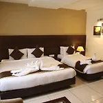 West Fort Hotel