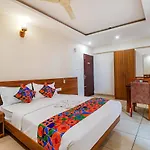 Fabhotel Green Park Residency - Nr Manipal Hospital