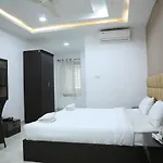 Krishna\'S Landmark Business Hotel- Near International Airport