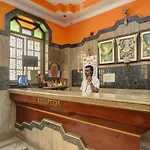 Spot On Radha Krishna Deluxe Lodge Near Cubbon Park
