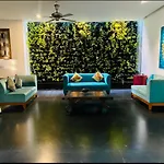 Aura Corporate Suites