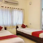 Super Oyo Capital O Premium Hotel Victoria Heights Near Sri Someshwara Swami Temple