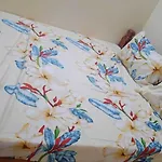 Hotel O Home Kkr New Town Near Sri Amruth Chithra Mandira