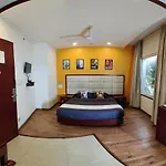 C Suites - Lotus Park