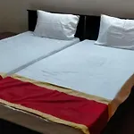 Global Comforts Luxury Rooms