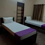 Global Comforts Luxury Rooms