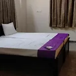 Global Comforts Luxury Rooms