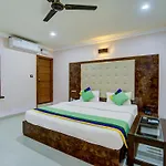 Treebo Trend Howell Suites