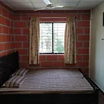Pent House With Beautiful Garden
