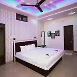 Hotel Elite Lodging And Restaurant