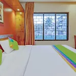 Treebo Suraksha Inn