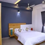 Oakhaven Apartments Near Mico Layout