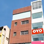 Oyo Athiti Residency