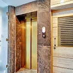 Collection O Ira International Boutique Hotel