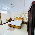 Hotel Chetan International