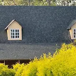 Chikoo Farm Inn