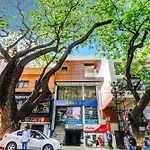 Fabhotel Vista Suites - Frazer Town