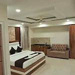 Hotel Orchid Inn