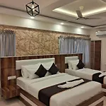 Hotel Orchid Inn