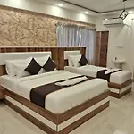 Hotel Orchid Inn