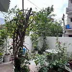 2Bhk With Parking & Ample Space