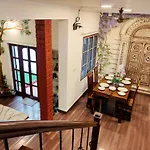 The Rustic Manor - Homestay